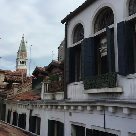 Attic In San Marco Venedig